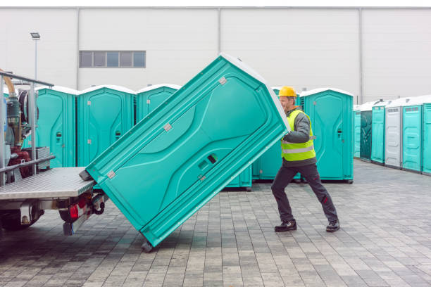 Best Portable bathroom rental  in Caro, MI